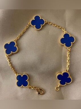Blue 5 Clover Bracelet 18k Gold Plated